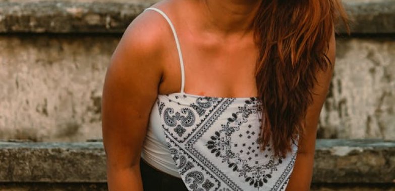 Mona- Hot & Bold Housewife Patna Call Girl Waiting for You Now